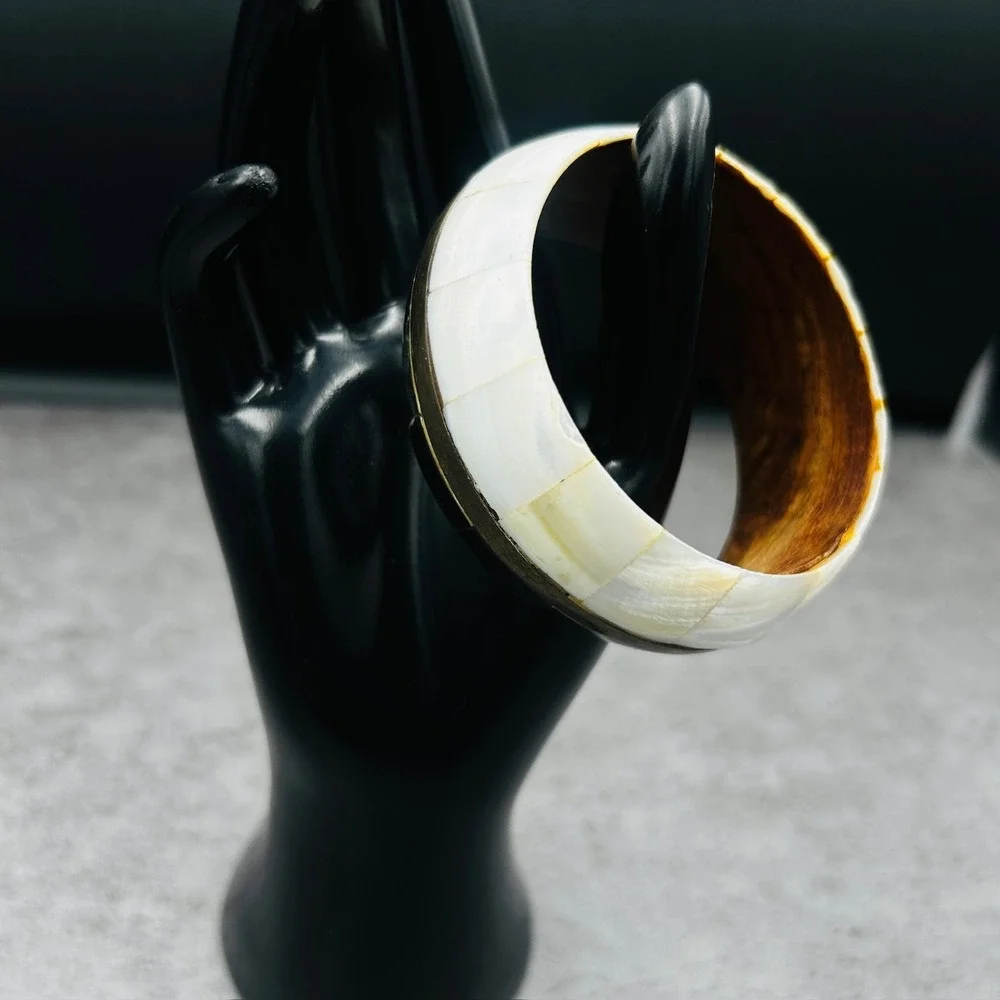 Vintage Inlaid Wood & Brass Bangle Bracelet Boho Artisan Style‎